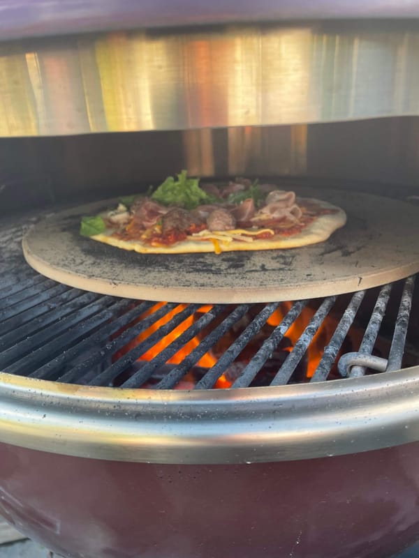 Pizza on a Weber Kettle BBQ